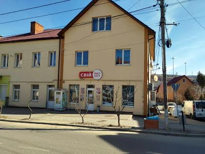 комерційна за адресою Лева Галицького вул., 57А