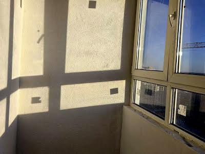 квартира за адресою Озерна вул., 27-а