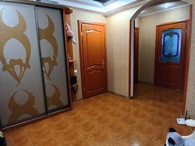 квартира за адресою Анни Ахматової вул., 43