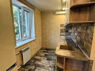 квартира за адресою Празька вул., 24