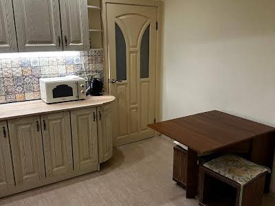 квартира за адресою Соборна вул., 126/16