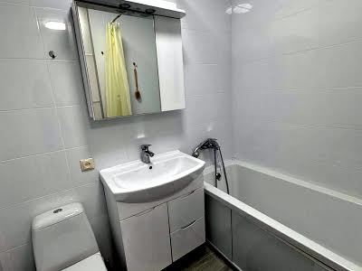 квартира за адресою Миру вул., 27