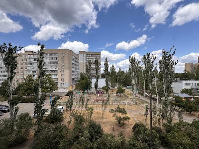 квартира за адресою Героїв просп., 19