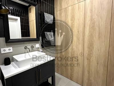 квартира за адресою Скакуна, 23