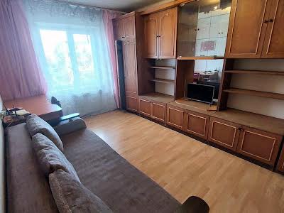 квартира за адресою Вишгородська вул., 38