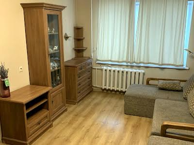 квартира за адресою Европейськая, 9