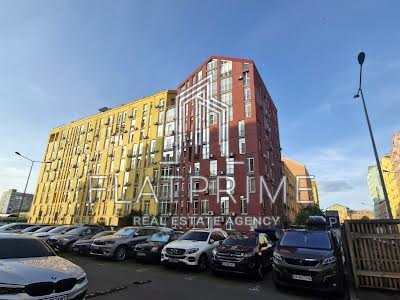 квартира за адресою Регенераторна вул., 4 к11