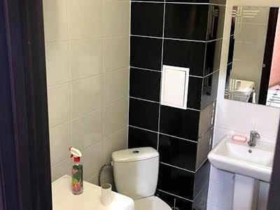 квартира за адресою Олени Пчілки вул., 2