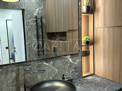 квартира за адресою Дегтярівська вул., 25а