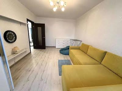 квартира за адресою Михайла Гришка вул., 8