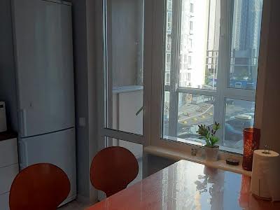 квартира за адресою Вишняківська вул., 4