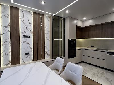 квартира за адресою Перлинна вул., 8