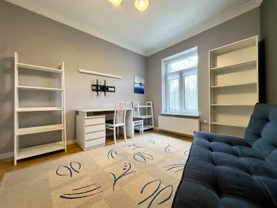 квартира за адресою Гординських вул., 18