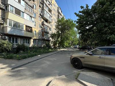 квартира по адресу Солнечная набережная ул. (Маршала Малиновского), 12