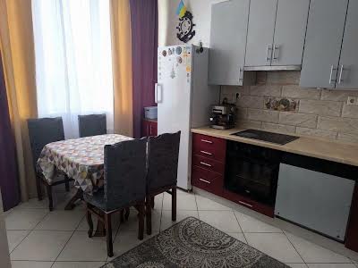 квартира по адресу Леси Украинки ул., 21