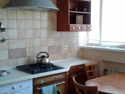 квартира за адресою Івана Мазепи вул. (Січневого Повстання), 3