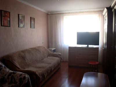 квартира за адресою Парусна вул. (Героїв Сталінграду), 1