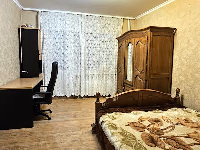 квартира за адресою Металургів просп., 44