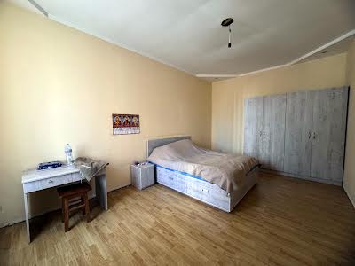 дом по адресу Бернардацци ул. (Красных Зорь), 5