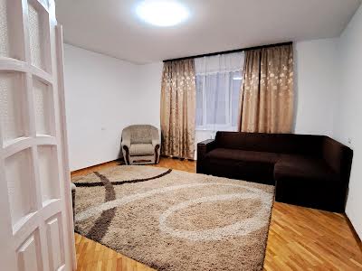 квартира за адресою Михайла Драгана вул., 1