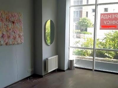 комерційна за адресою Крутогірний узвіз (Рогальова), 28