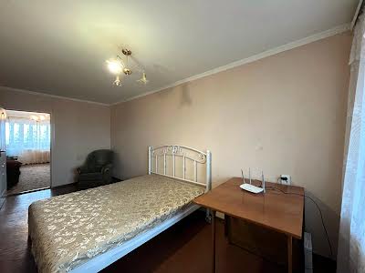 квартира по адресу Міру, 33