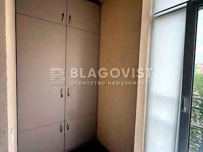 квартира за адресою Регенераторна вул., 4 к1
