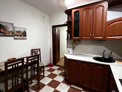 квартира по адресу Погребняка ул., 14