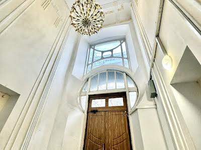 квартира за адресою Мала Житомирська вул., 5