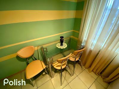 квартира за адресою Степана Тільги вул. (Революційна), 32