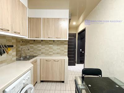 квартира за адресою Набережна Перемоги вул., 72