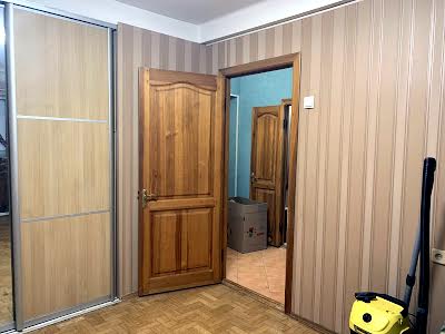 квартира по адресу Автозаводская ул., 27
