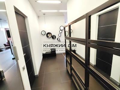 квартира за адресою Євгена Коновальця вул. (Щорса), 32-Г