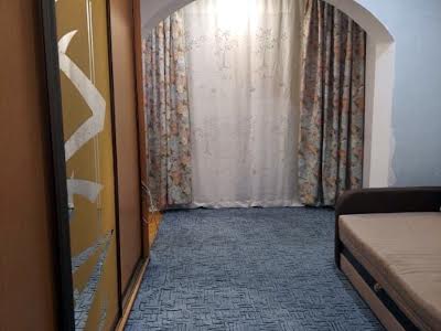 квартира за адресою Анни Ахматової вул., 43