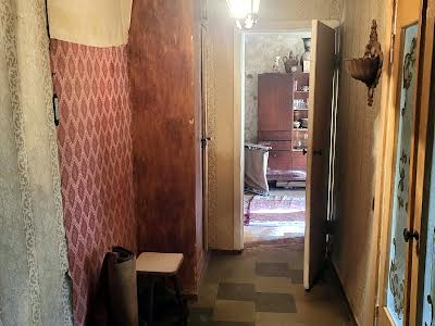 квартира за адресою Михайла Драгоманова вул. (Димитрова), 52