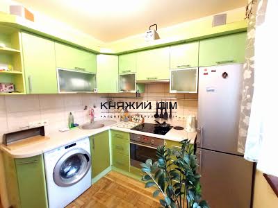 квартира по адресу Урловская ул., 3