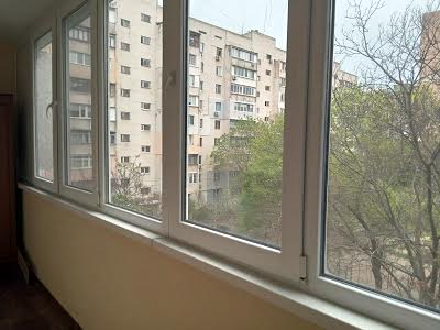 квартира за адресою Ільфа та Петрова вул., 63