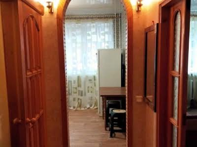 квартира за адресою Генерала Петрова вул., 16