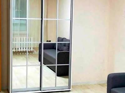 квартира за адресою Драгоманова вул., 1Л