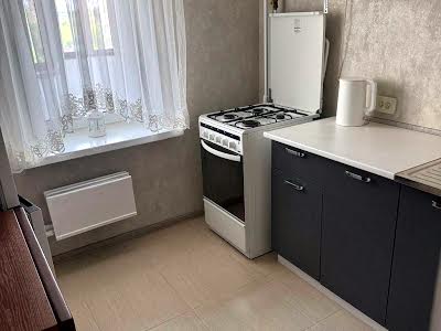 квартира за адресою Прилужна вул., 3