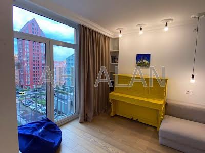 квартира за адресою Регенераторна вул., 4 к14
