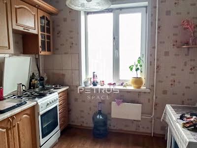 квартира за адресою Милославська вул., 31