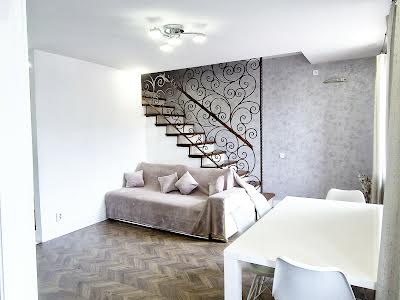 квартира за адресою Сонячна вул., 30