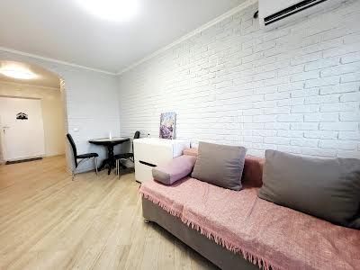 квартира за адресою Радунська вул., 30