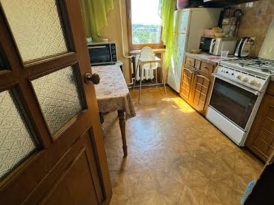квартира за адресою Євгена Танцюри вул., 78