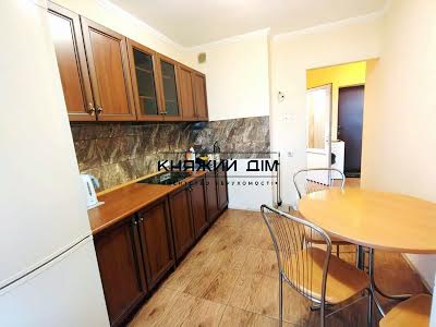 квартира за адресою Світла вул., 3д