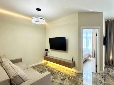 квартира за адресою Краснова вул., 3а