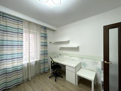 квартира за адресою Олени Пчілки вул., 2-Б