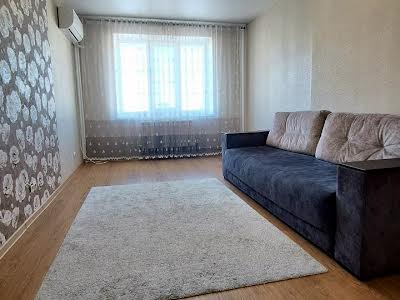 квартира за адресою Красносільського вул., 49