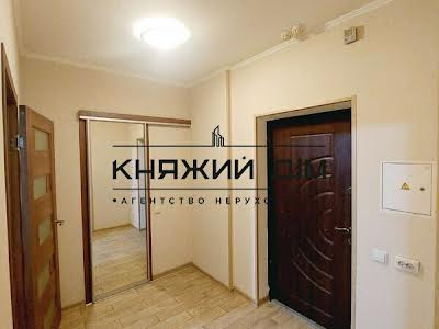 квартира за адресою Авіаконструктора Ігоря Сікорського вул. (Танкова), 1